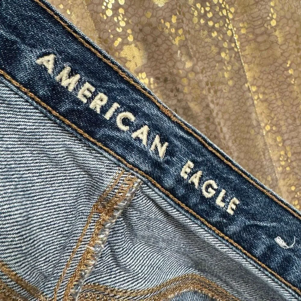 American Eagle Blue 90's Boyfriend Shorts Distressed Cut Offs Size 8
